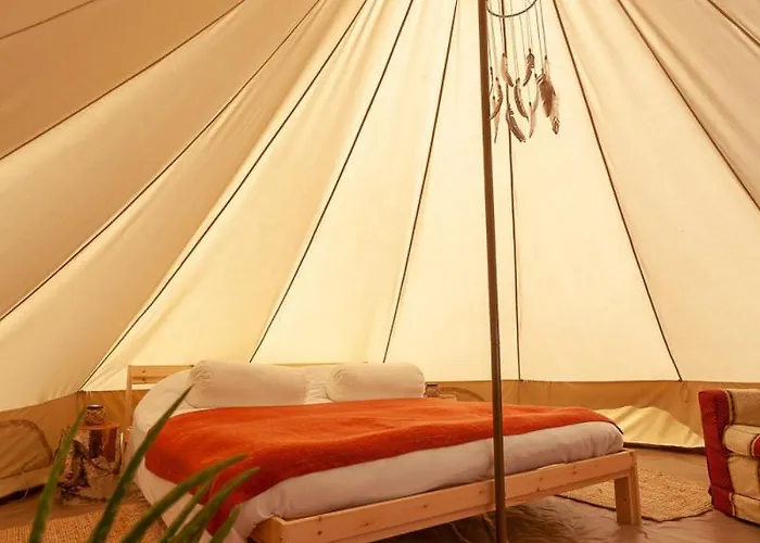 캠프장 Hobo 쿠르마예